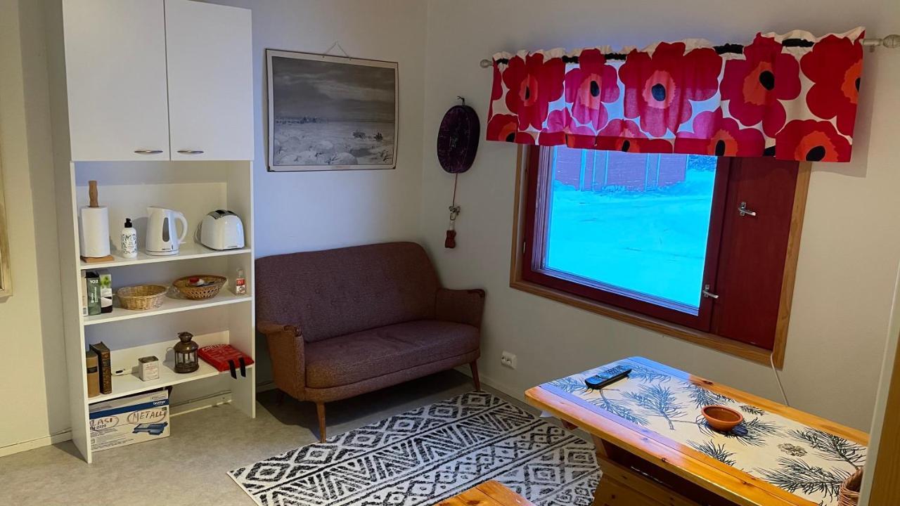 Taloyllaes, Huonemajoitus Hotel Äkäslompolo Екстериор снимка