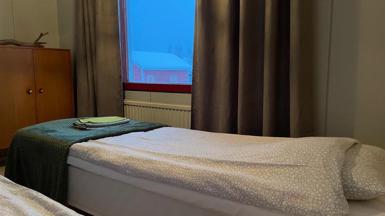 Taloyllaes, Huonemajoitus Hotel Äkäslompolo Екстериор снимка